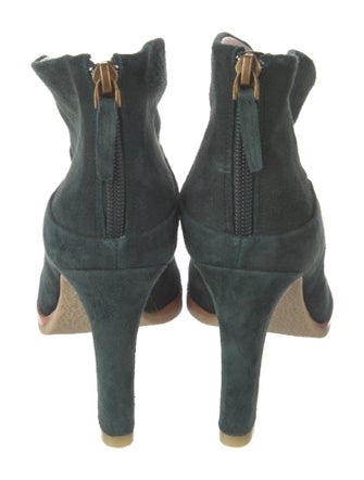 Lola Cruz Suede Boots