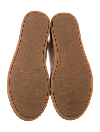 Loci Canvas Sneakers