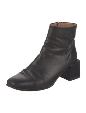 LOQ Leather Boots