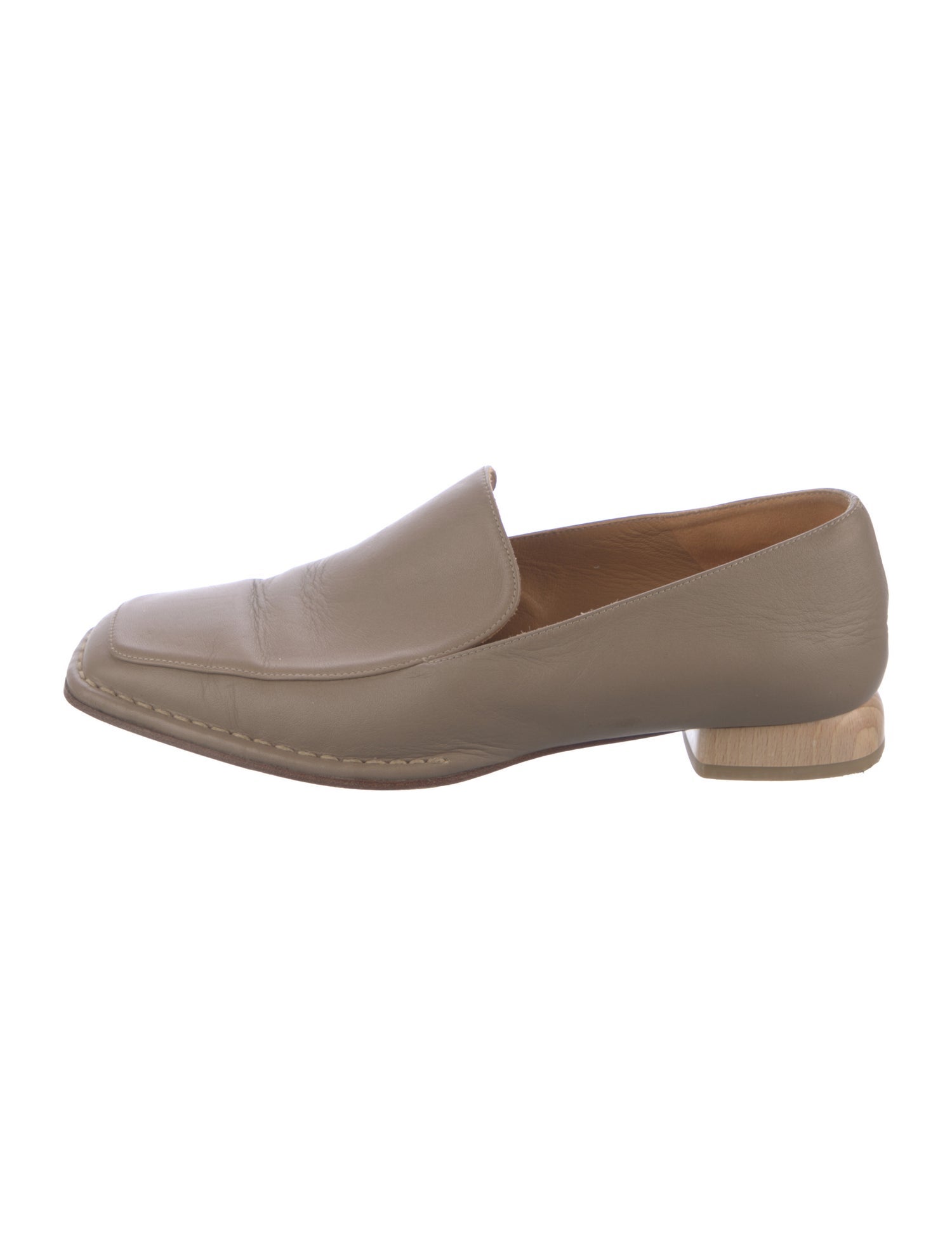 LOQ Leather Loafers
