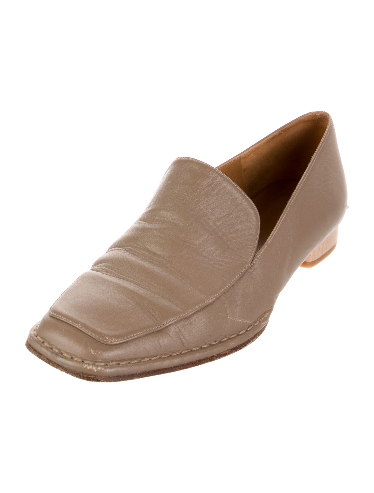 LOQ Leather Loafers