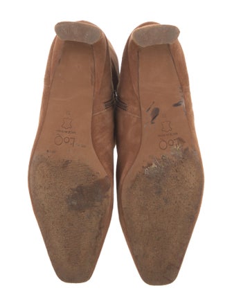 LOQ Suede Boots