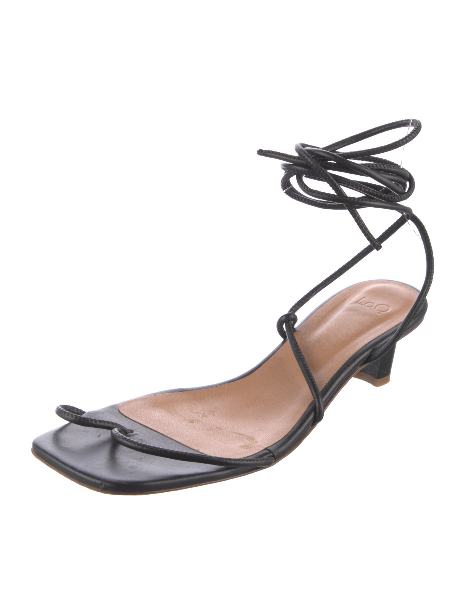 LOQ Leather Sandals