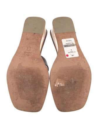 LOQ Patent Leather Slides