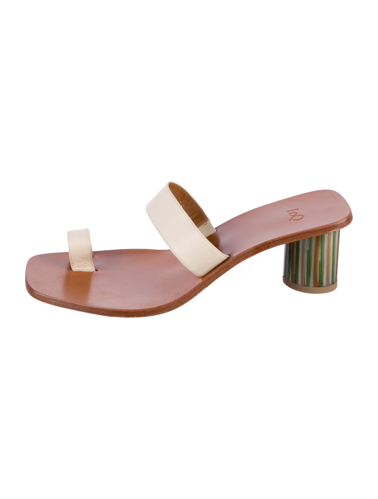 LOQ Leather Slides