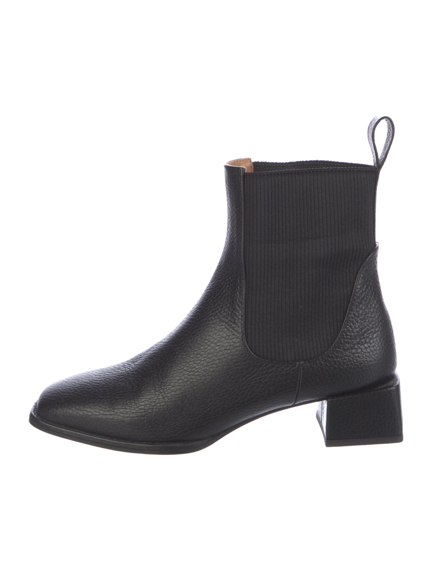 LOQ Leather Chelsea Boots
