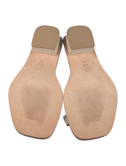 LOQ Leather Slides