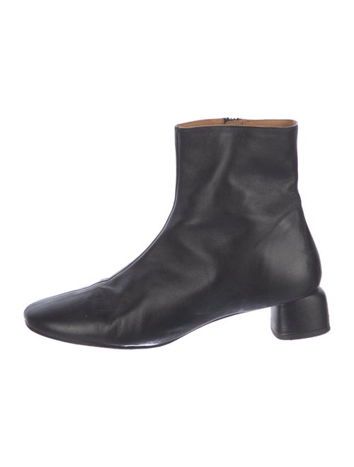 LOQ Leather Boots