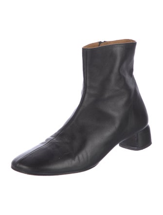 LOQ Leather Boots