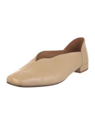 LOQ Leather D'Orsay Flats