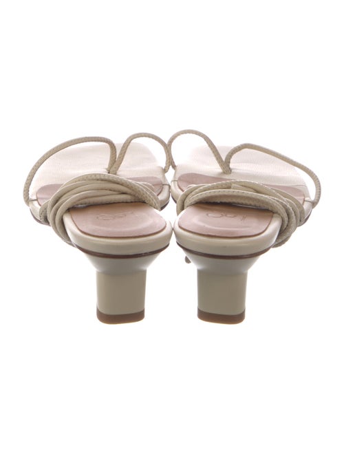 LOQ Leather Sandals