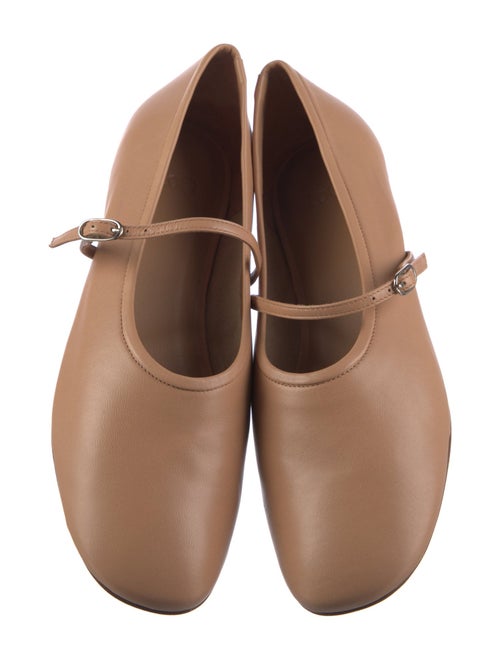 LOQ Leather Mary Jane Flats