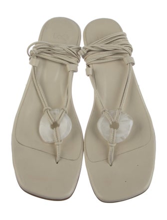 LOQ Leather Sandals