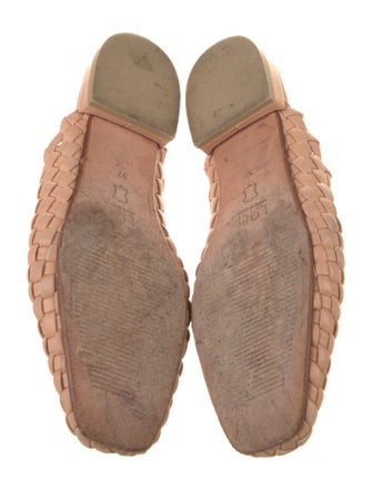 LOQ Leather Braided Accents Mules