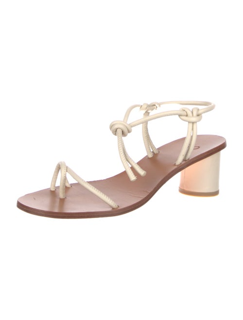 LOQ Leather Sandals