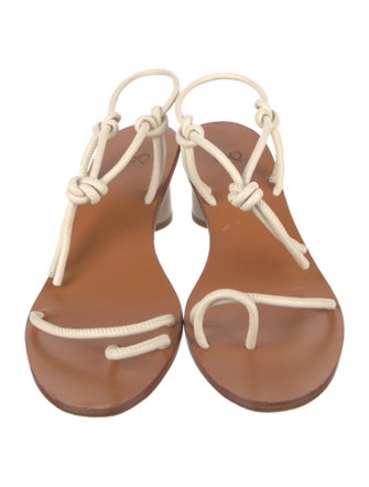 LOQ Leather Sandals