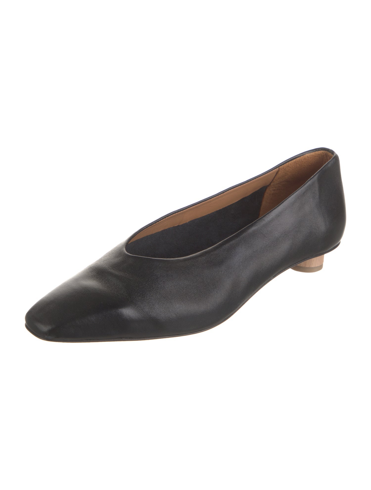 LOQ Leather Ballet Flats