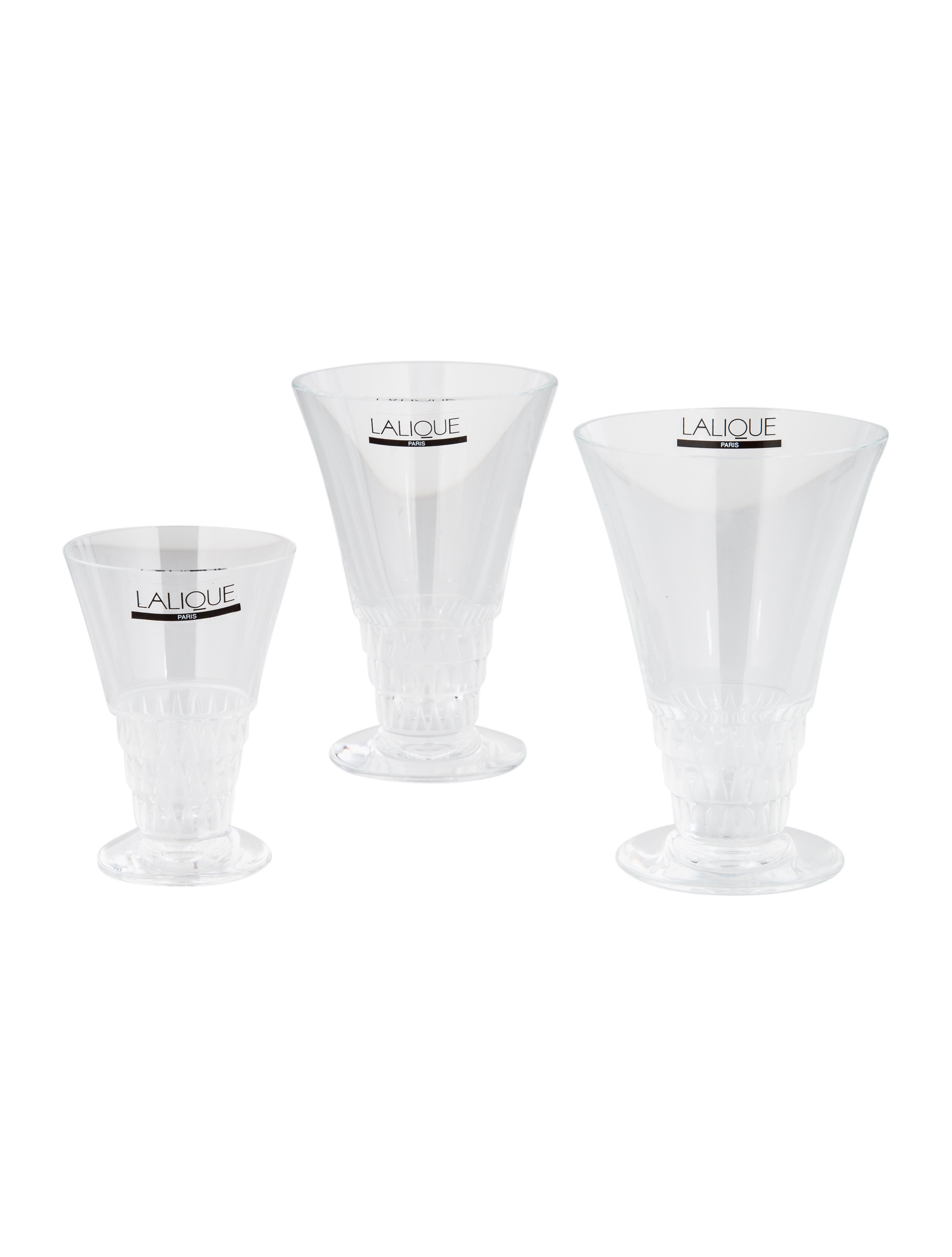 Lalique Set of 3 Crystal Bourgueil Sherry Glass