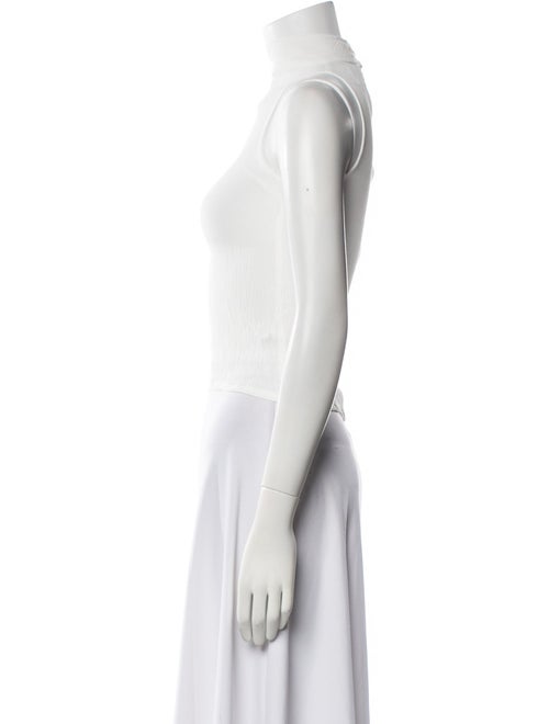 L'IDEE Mock Neck Sleeveless Crop Top