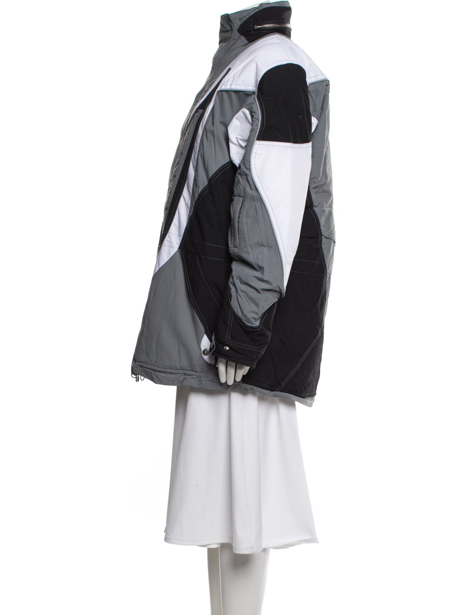 Luar Jacket
