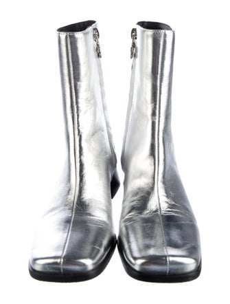 Lisa says Gah Leather Boots