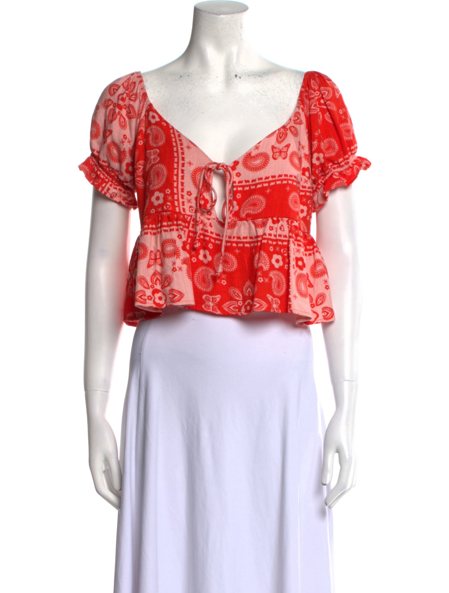 Lisa says Gah Floral Print V-Neck Crop Top