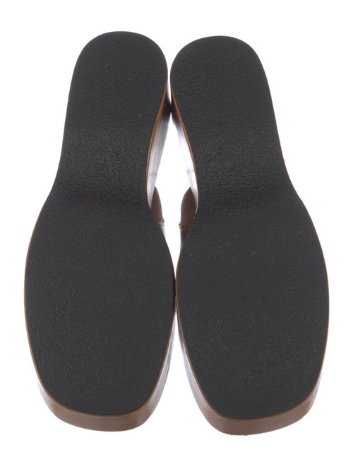 Lisa says Gah Leather Slides