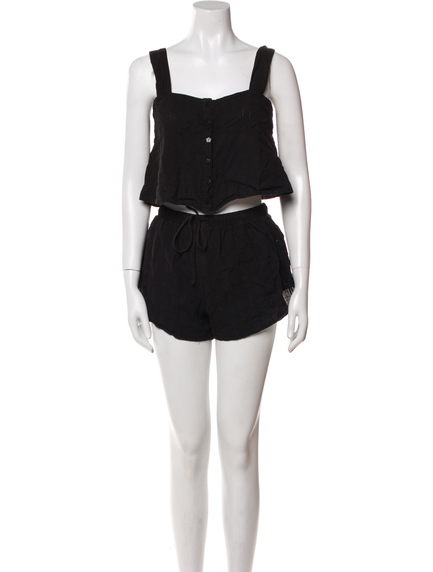 Lisa says Gah Short Set