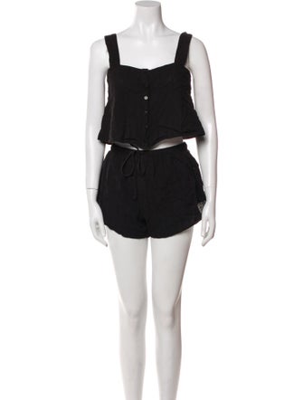 Lisa says Gah Short Set