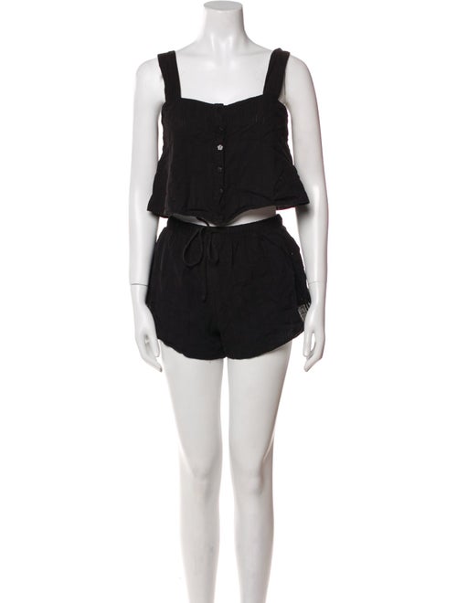 Lisa says Gah Short Set