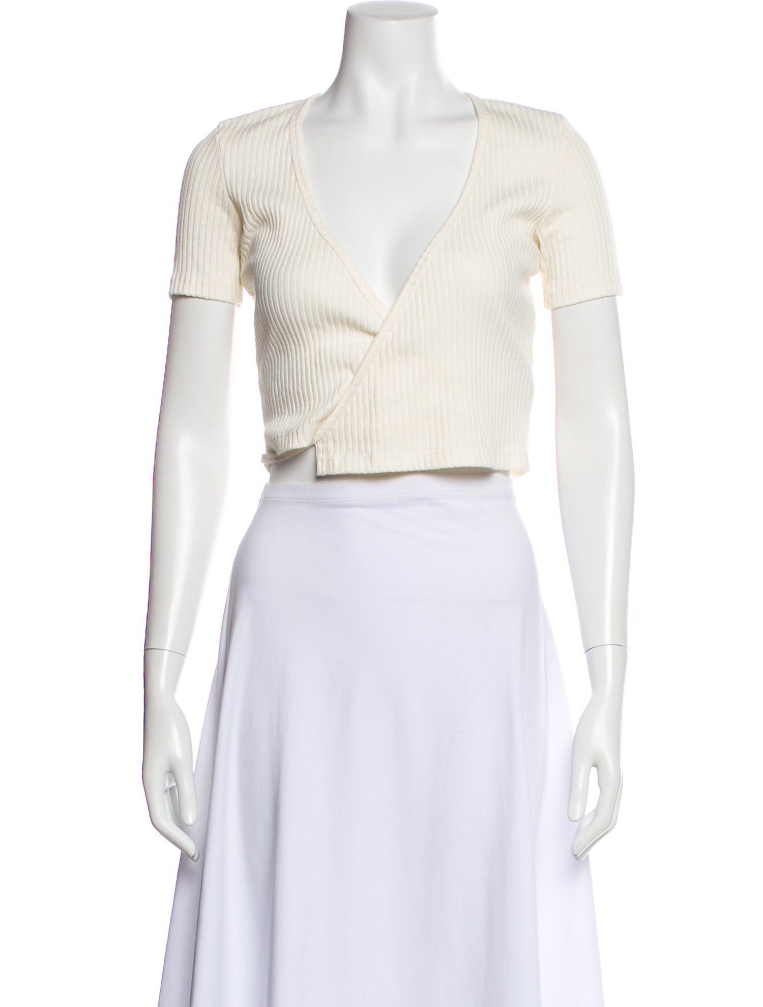 Lisa says Gah V-Neck Short Sleeve Crop Top