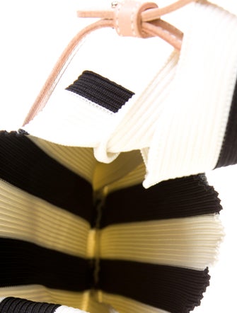 LastFrame LastFrame Tan Handle Bag