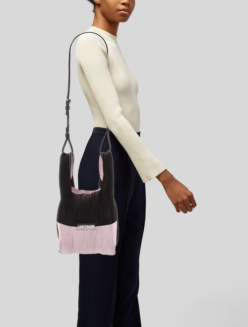 LastFrame Shoulder Bag