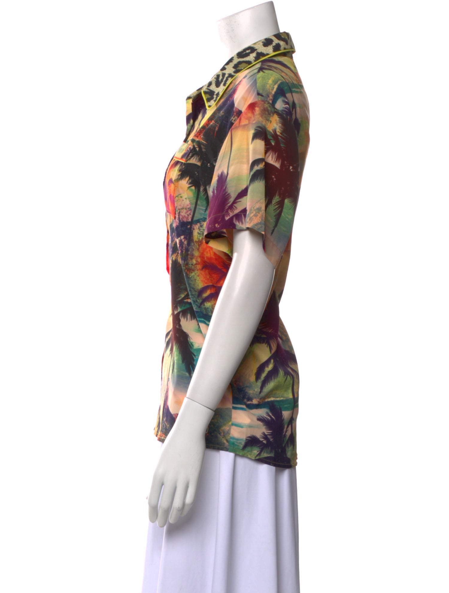 Le Superbe Printed Short Sleeve Button-Up Top