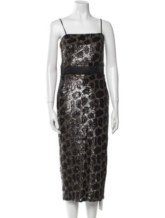 Le Superbe Lace Pattern Midi Length Dress