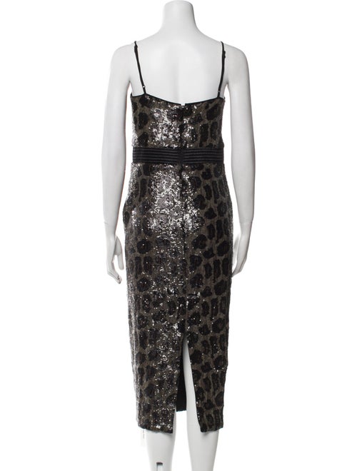 Le Superbe Lace Pattern Midi Length Dress