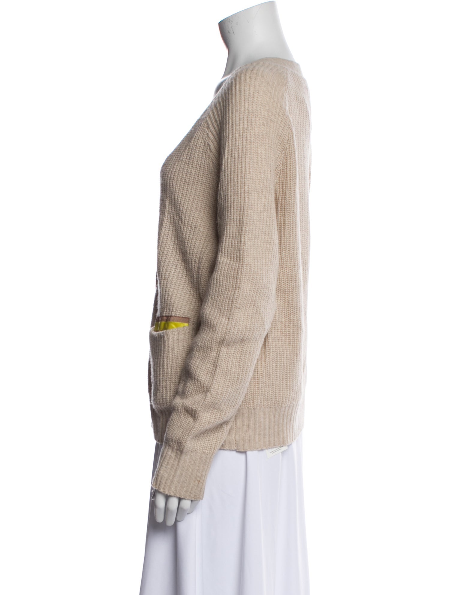 Le Superbe V-Neck Sweater