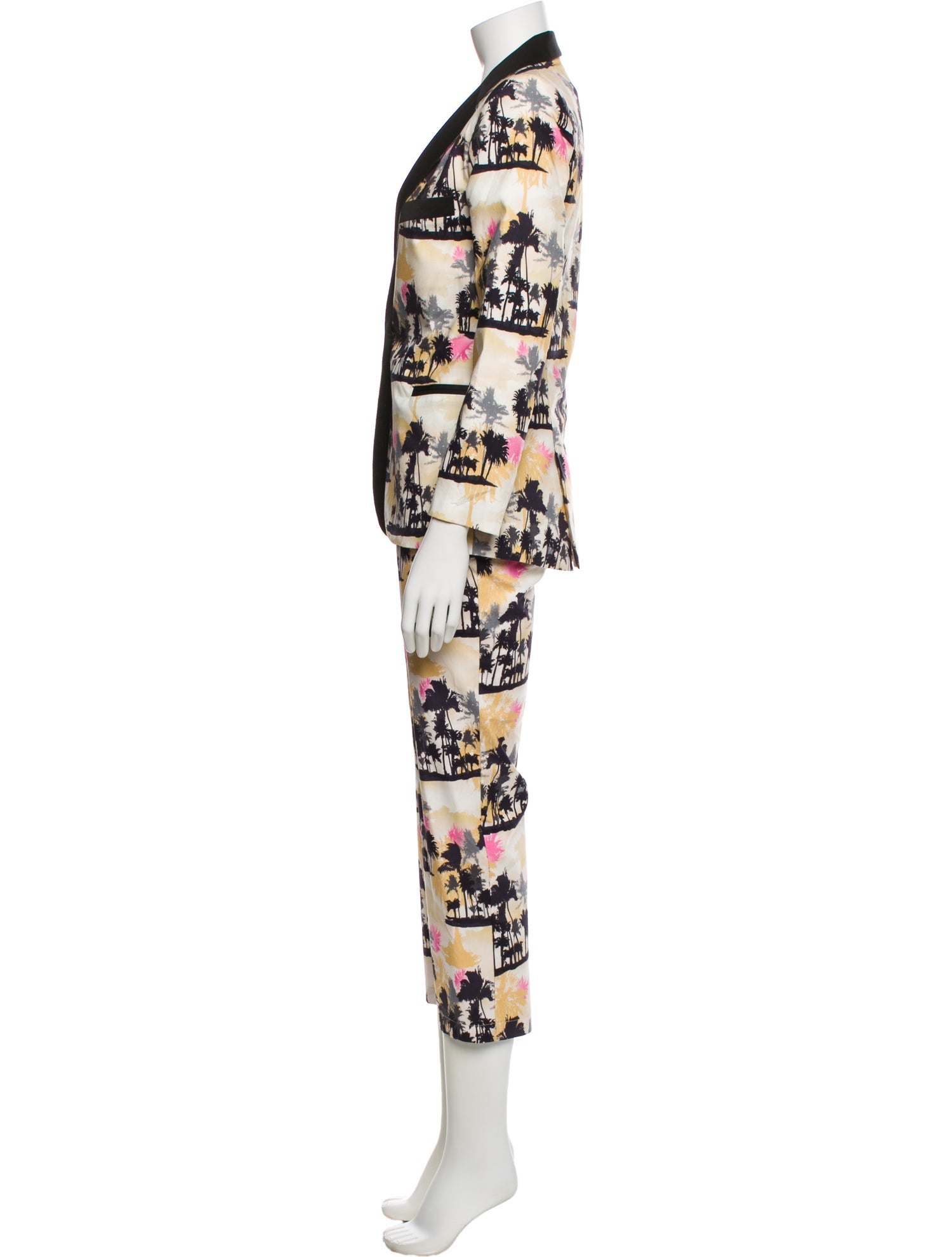 Le Superbe Printed Pantsuit