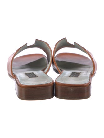 Lambertson Truex Leather Slides