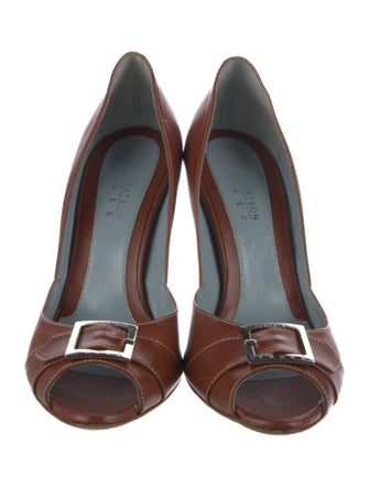 Lambertson Truex Leather Chain-Link Accents D'Orsay Pumps