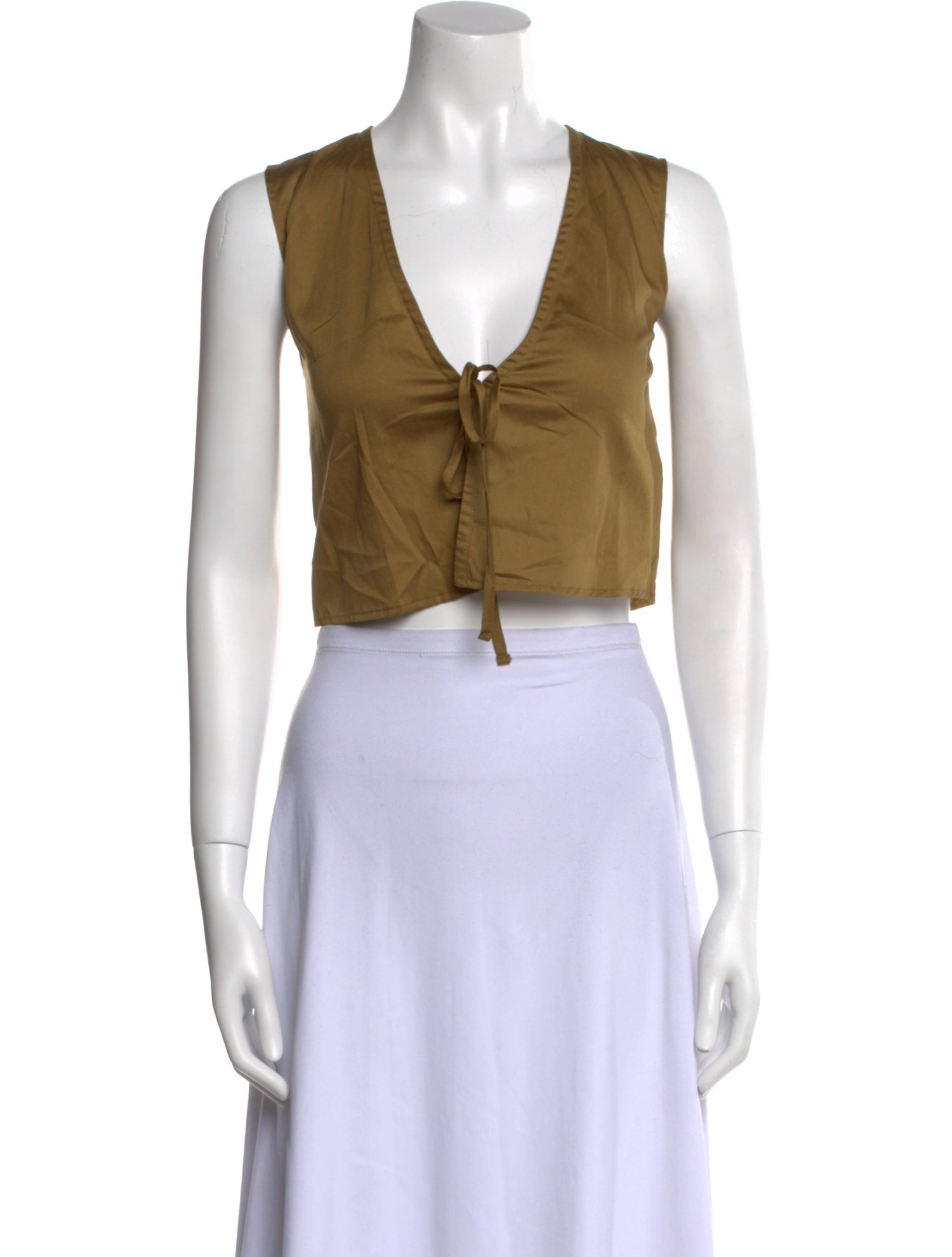 Leset V-Neck Sleeveless Crop Top