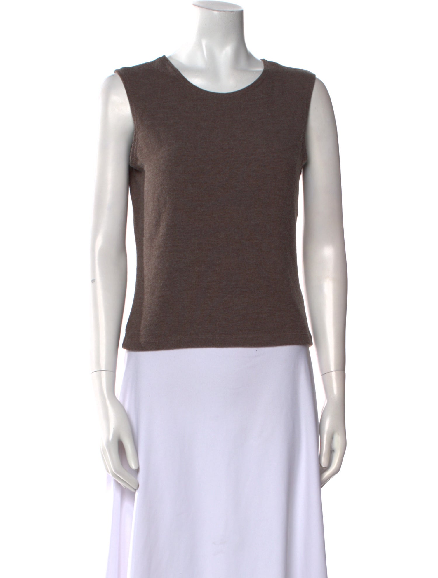 Leset Scoop Neck Sleeveless Top
