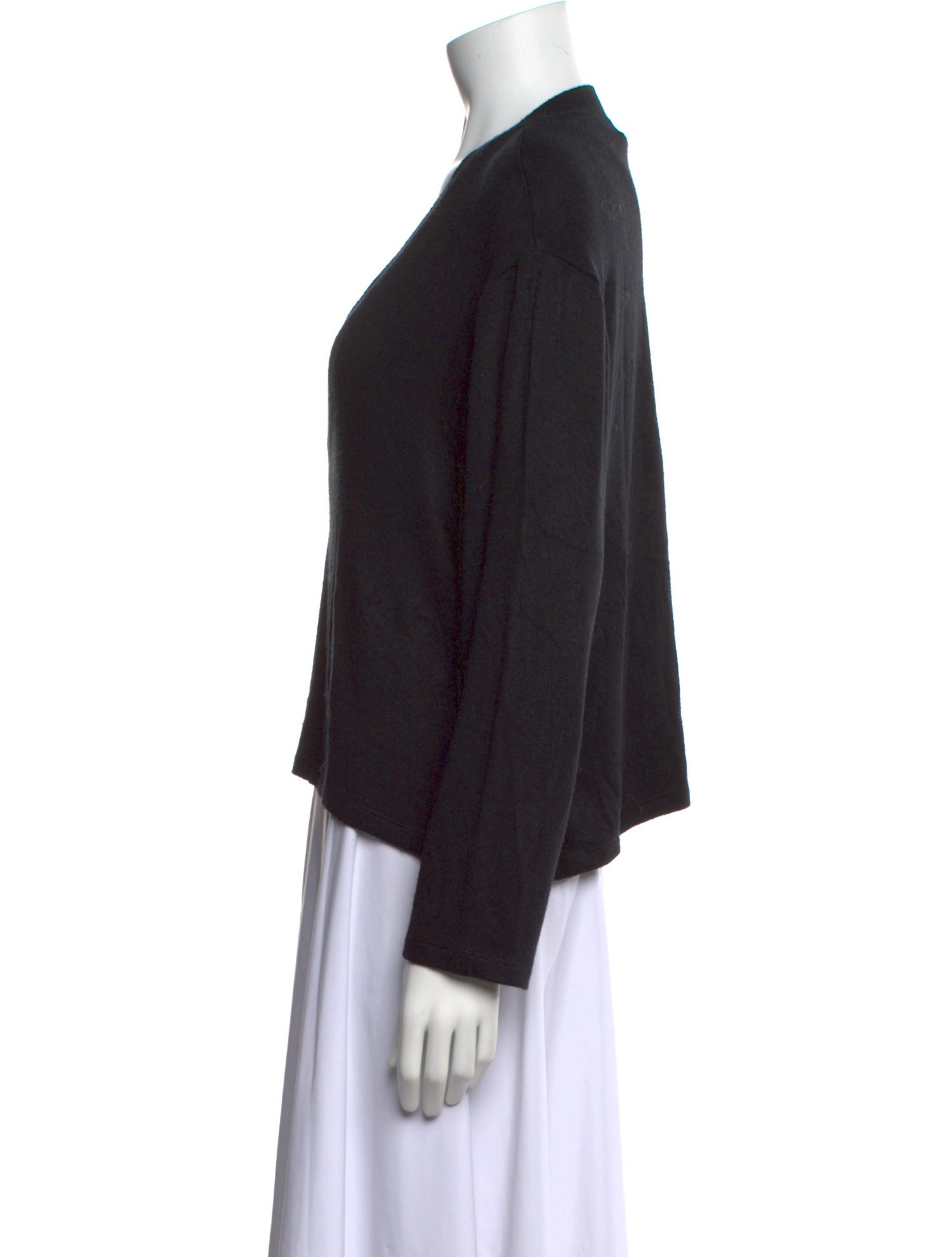 Leset V-Neck Sweater