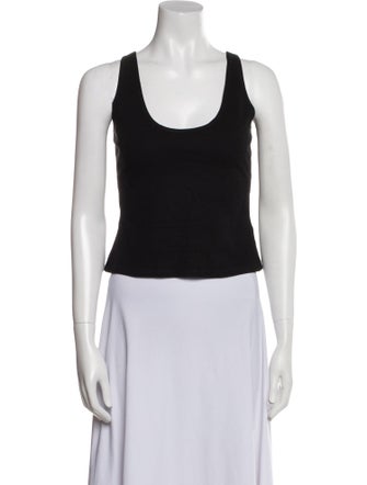 Leset Scoop Neck Sleeveless Top