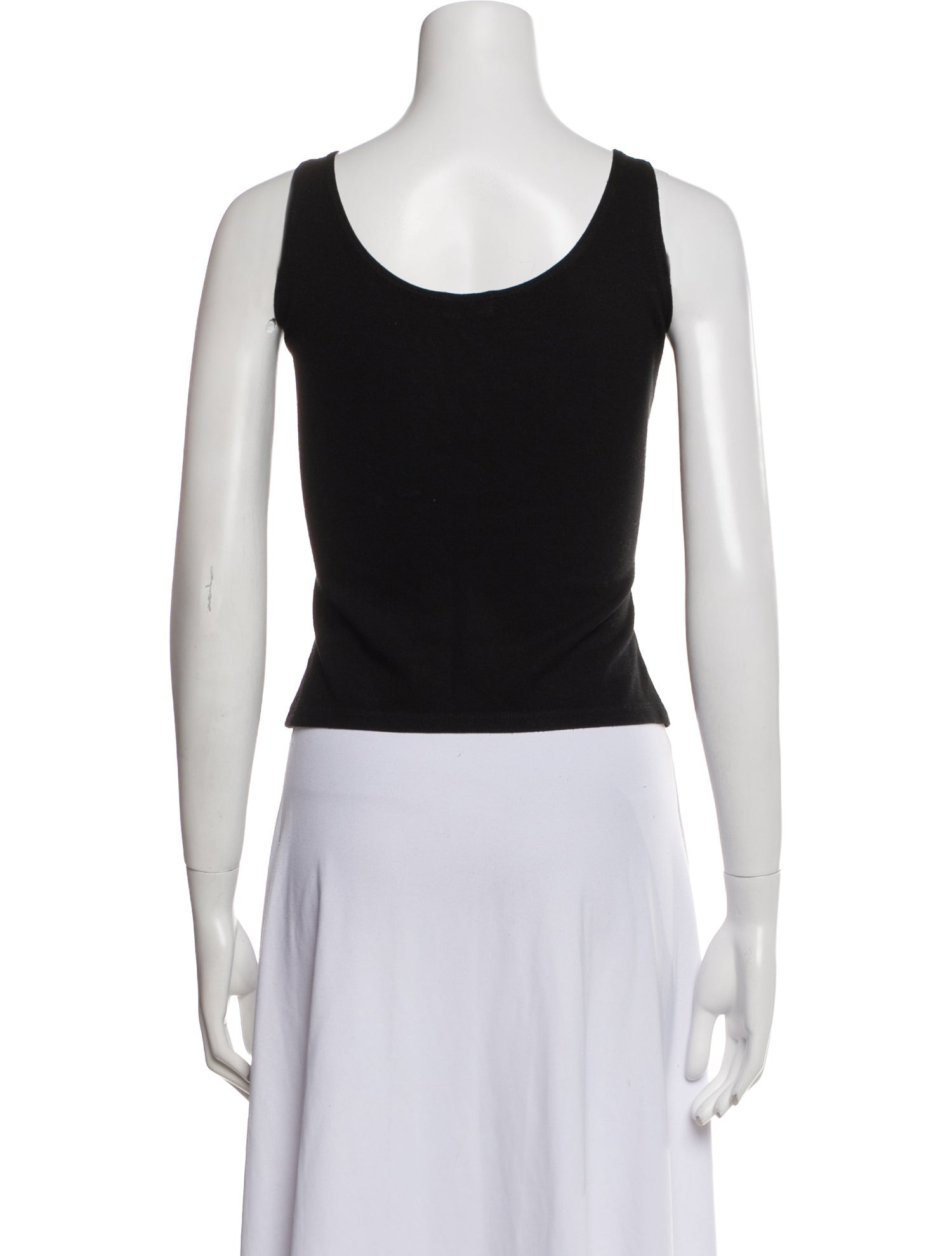 Leset Scoop Neck Sleeveless Top