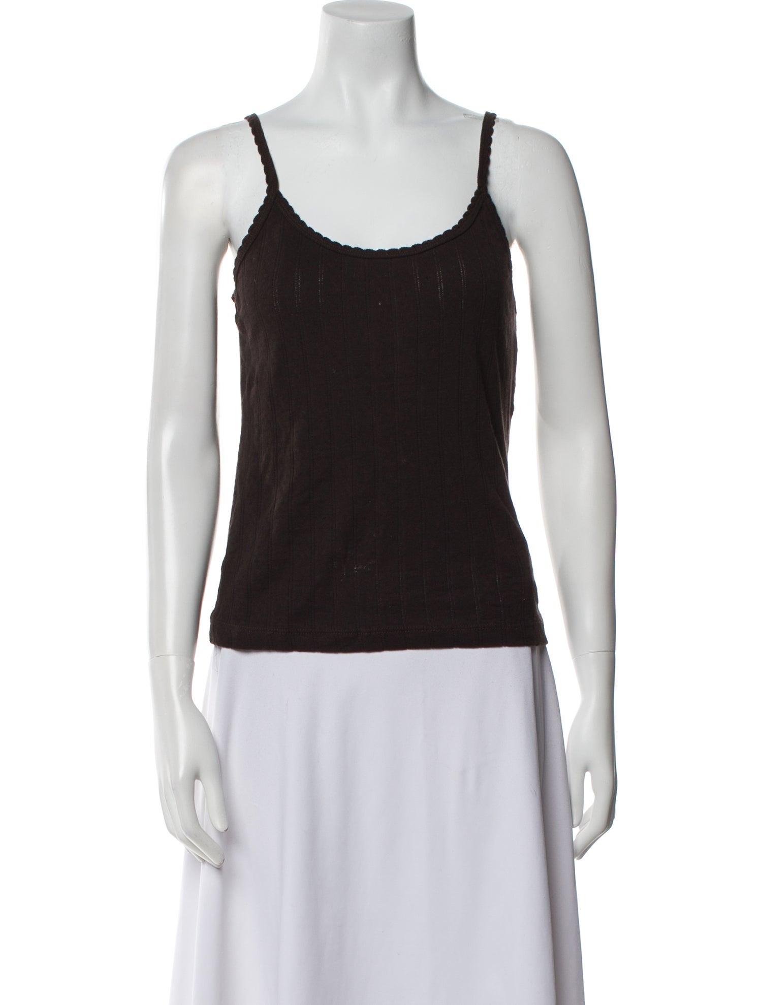 Leset Scoop Neck Sleeveless Top