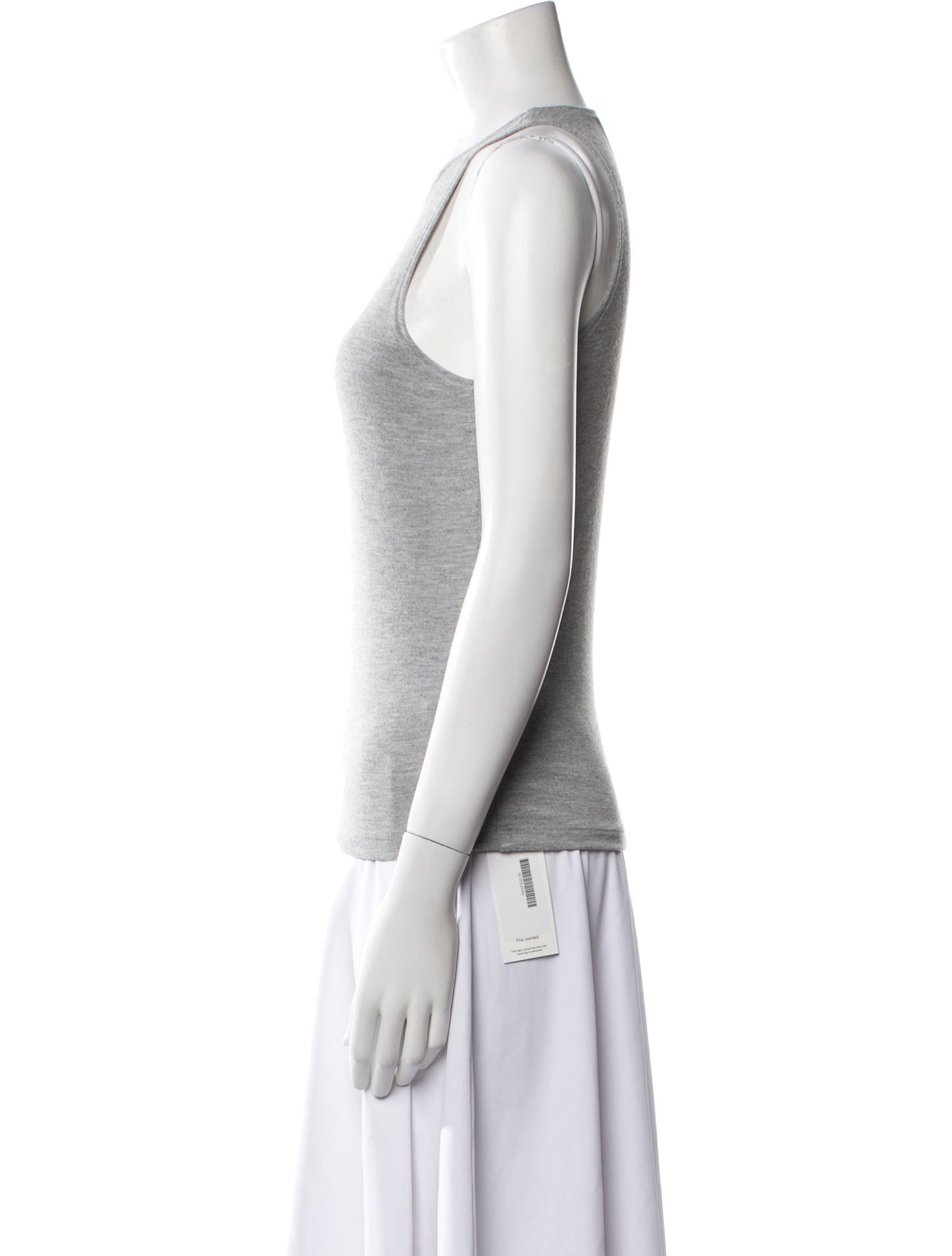 Leset Scoop Neck Sleeveless Top