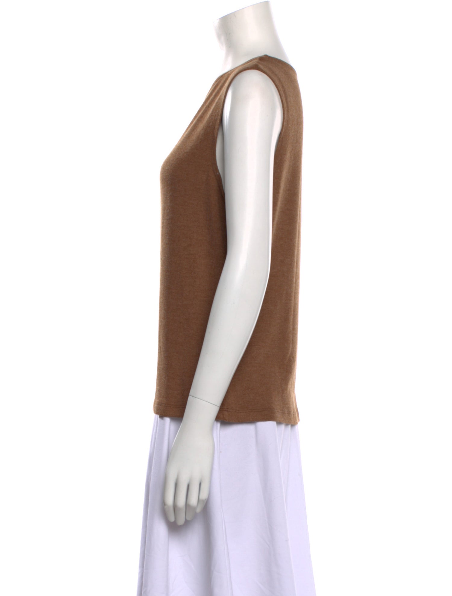 Leset Scoop Neck Sleeveless Top