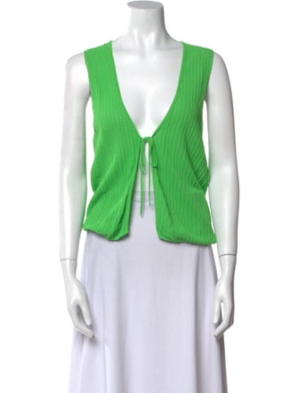 Leset V-Neck Sleeveless Crop Top