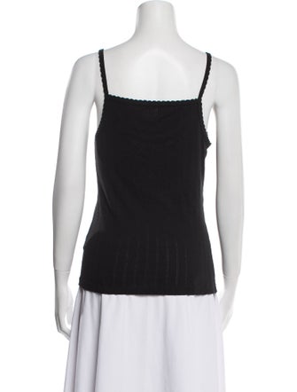 Leset Scoop Neck Sleeveless Top